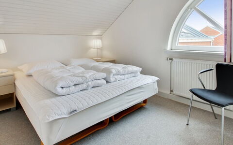 Herward - 2.3Km from the Sea