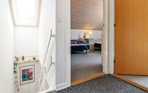 Jasna - 2.3Km from the Sea: Maison, Domicile, Toit, Chalet, Lot Terre, Biens, Ferme, Village, Ferme