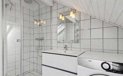 Gaida - 2.3Km from the Sea