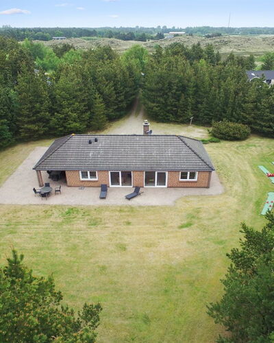 Arletty - 1Km from the Sea