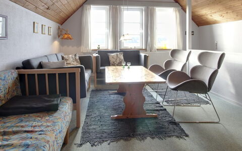 Lynne - 2.3Km from the Sea: Meubles, Design Intérieur, Sol, Sol, Bois, Plafond, Canapé, Salon, Éclairage, Table