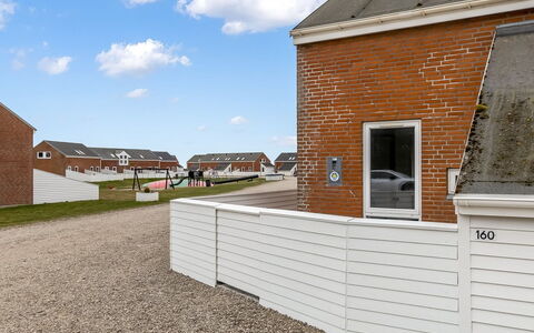 Sighwald - 2.3Km from the Sea: Chalet, Domicile, Maison, Toit, Porche, Biens, Siding, Batiments Jardin, Ferme, Cour