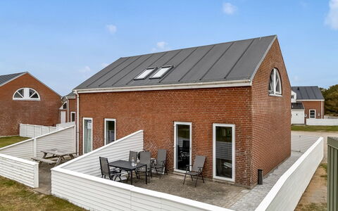 Sighwald - 2.3Km from the Sea: Chalet, Domicile, Maison, Toit, Porche, Biens, Siding, Batiments Jardin, Ferme, Cour