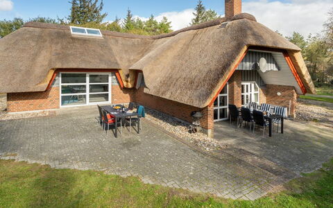 Albin - 2.8Km from the Sea: Toit, Maison, Zone Résidentielle, Domicile, Biens, Chalet, Conception