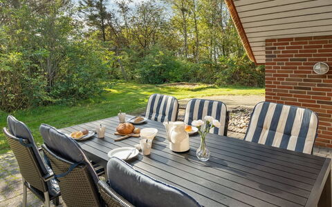 Albin - 2.8Km from the Sea: Toit, Maison, Zone Résidentielle, Domicile, Biens, Chalet, Conception
