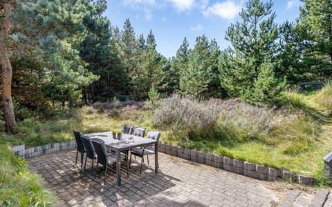 Roald - 2.2Km from the Sea: Domicile, Chalet, Porte, Biens, Ombre, Siding, Dur, Batiments Jardin, Porche, Conception