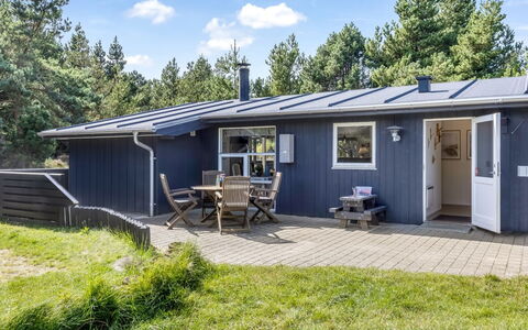 Roald - 2.2Km from the Sea: Domicile, Chalet, Porte, Biens, Ombre, Siding, Dur, Batiments Jardin, Porche, Conception