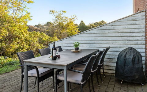 Enita - 2.3Km from the Sea: Maison, Toit, Domicile, Chalet, Cabanon, Batiments Jardin, Siding, Cour, Cabane En Rondins, Cabane