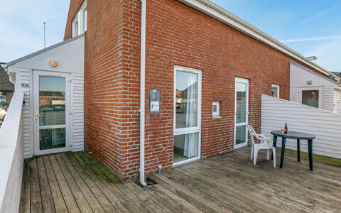 Ginger - 2.3Km from the Sea: Herbe, Maison, Toit, Chalet, Domicile, Arbuste, Ferme, Lot Terre, Zone Rurale