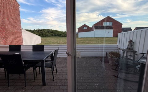 Adils - 2.5Km from the Sea: Chaise, Verre, Tache De Bois, Dur, Accueil Porte, Mobilier De Jardin, Balcon, Daylighting, Plate-Forme, Patio