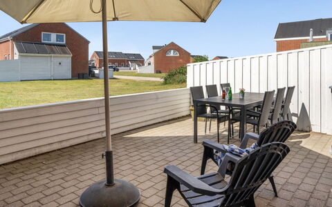 Adils - 2.5Km from the Sea: 