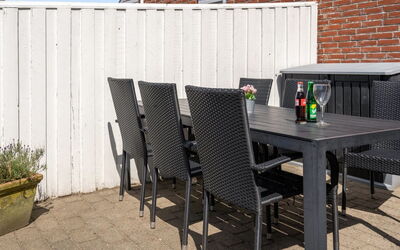 Adils - 2.5Km from the Sea