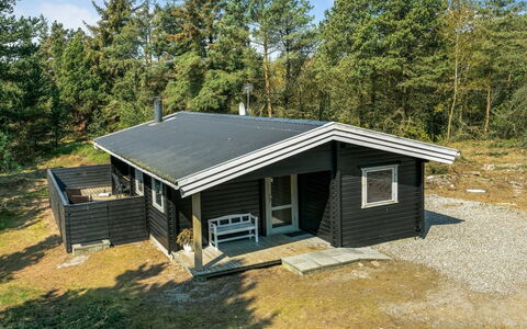 Herborg - 1Km from the Sea: Toit, Maison, Zone Résidentielle, Domicile, Biens, Chalet, Conception