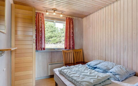 Gabriela - 1Km from the Sea: Design Intérieur, Sol, Sol, Mur, Meubles, Bois, Chambre, Lit, Plafond, Pièce