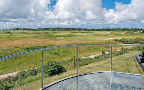 Merisa - 2.5Km from the Sea: Ciel, Nuage, Horizon, Prairie, Écorégion, Plaine, Prairie, Cumulus, Champ, Steppe