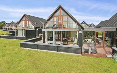 Merisa - 2.5Km from the Sea