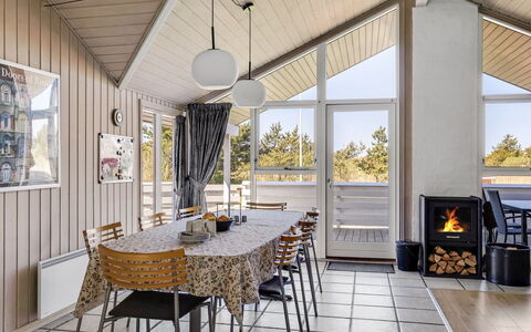 Hermandine - 700M from the Sea: Bois, Domicile, Design Intérieur, Meubles, Plafond, Chaise, Chalet, Table Cuisine Et Salle A Manger, Porche, Salon