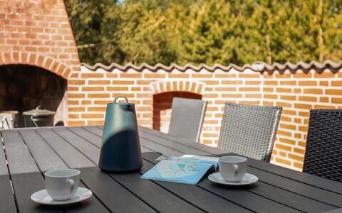 Agusta - 1.1Km from the Sea: Toit, Maison, Zone Résidentielle, Domicile, Biens, Chalet, Conception