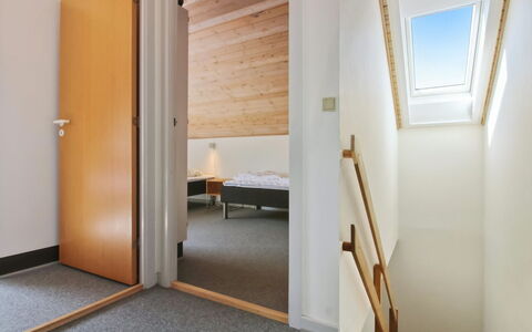 Nase - 2Km from the Sea: Arbuste, Design Urbain, Couverture De Sol, Brique, Appartement, Biens, Brickwork, Balcon, Aménagement Paysager