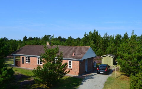 Angret - 3.5Km from the Sea: Herbe, Maison, Toit, Domicile, Chalet, Arbuste, Lot Terre, Zone Rurale, Ferme, Couverture De Sol