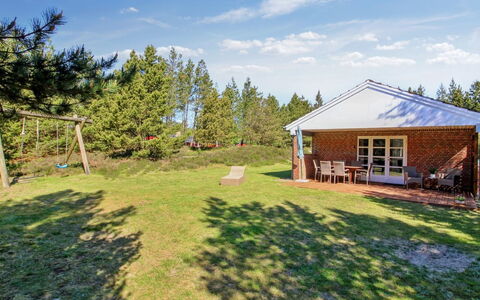 Angret - 3.5Km from the Sea: Herbe, Maison, Toit, Domicile, Chalet, Arbuste, Lot Terre, Zone Rurale, Ferme, Couverture De Sol