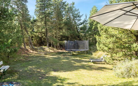 Benedikta - 2.4Km from the Sea: Maison, Domicile, Toit, Chalet, Arbuste, Siding, Porte, Jardin, Ferme