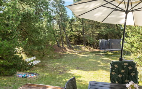 Benedikta - 2.4Km from the Sea: Maison, Domicile, Toit, Chalet, Arbuste, Siding, Porte, Jardin, Ferme
