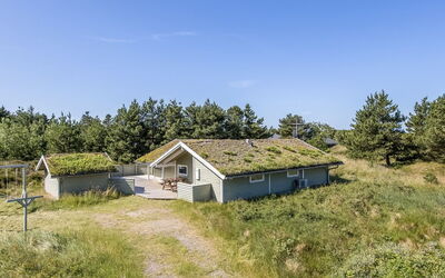 Bruna - 2Km from the Sea