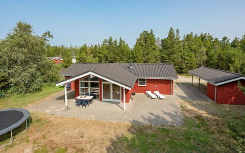 Guthmund - 1Km from the Sea: Toit, Maison, Lot Terre, Domicile, Chalet, Biens, Batiments Jardin, Ombre, Cabane En Rondins, Aménagement Paysager