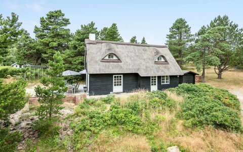 Risto - 2.3Km from the Sea: Maison, Toit, Domicile, Chalet, Cabanon, Batiments Jardin, Siding, Cour, Cabane En Rondins, Cabane