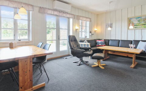 Alfkil - 2.3Km from the Sea: Toit, Maison, Zone Résidentielle, Domicile, Biens, Chalet, Conception