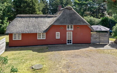 Gudmund - 3.9Km from the Sea