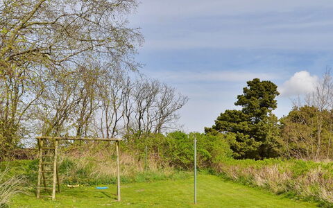 Naili - 3.1Km from the Sea: Herbe, Vert, Environnement Naturel, Branche, Prairie, Végétation, Paysage Naturel, Arbuste, Lot Terre, Plaine