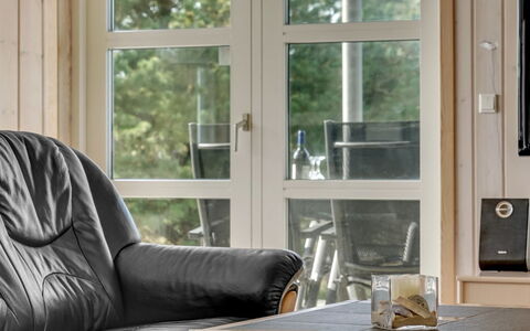 Haghbarth - 2.3Km from the Sea: Bois, Meubles, Sol, Design Intérieur, Sol, Pièce, Salon, Parquet, Dur, Tache De Bois