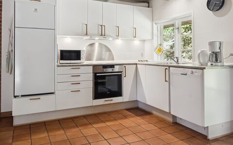 Volmar - 3.5Km from the Sea: Appareil De Cuisine, Cuisine, Principaux Appliance, Sol, Comptoir, Cabinetry, Design Intérieur, Électroménager, Sol, Meubles
