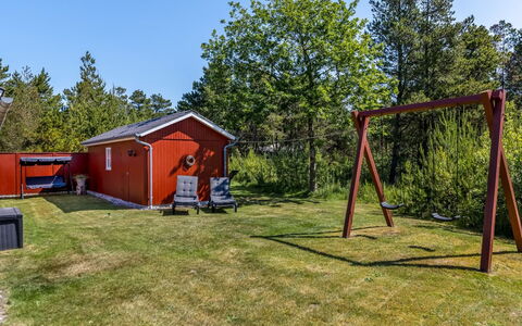 Andon - 2.7Km from the Sea: Chalet, Jardin, Siding, Batiments Jardin, Ombre, Cour, Arrière-Cour, Pelouse, Ferme, Aménagement Paysager
