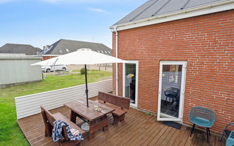 Edly - 2.3Km from the Sea: Maison, Toit, Domicile, Chalet, Cabanon, Batiments Jardin, Siding, Cour, Cabane En Rondins, Cabane