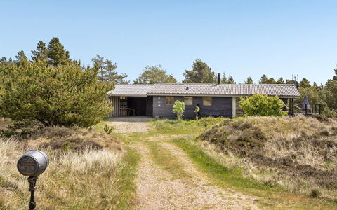 Arjuna - 3.8Km from the Sea: Maison, Toit, Domicile, Chalet, Biens, Ferme, Villa, Porche, Siding