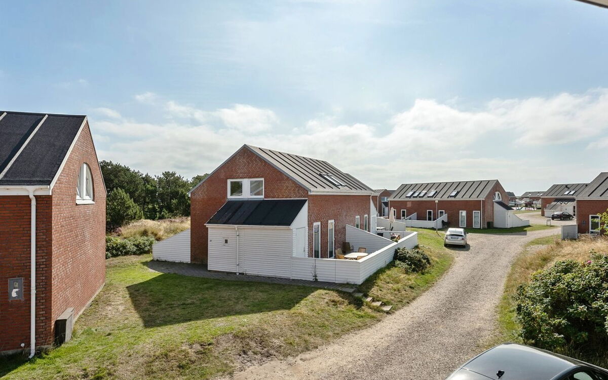 Maylin - 2.3Km from the Sea