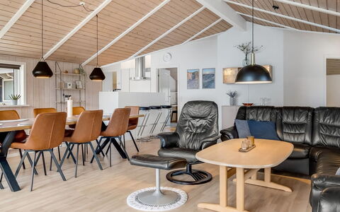 Sakulfuer - 2.5Km from the Sea: Chalet, Toit, Domicile, Pente, Cabane, Siding