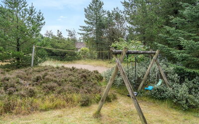Gunlög - 3.1Km from the Sea