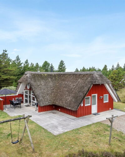 Gunlög - 3.1Km from the Sea