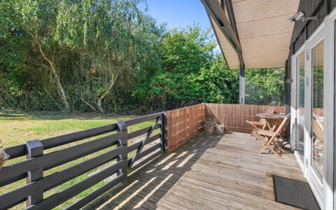 Gro - 1.6Km from the Sea: Balcon
