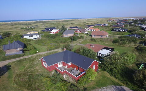 Ahnandia - 500M from the Sea: Maison, Toit, Domicile, Chalet, Cabanon, Batiments Jardin, Siding, Cour, Cabane En Rondins, Cabane