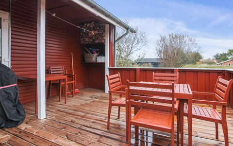 Ahnandia - 500M from the Sea: Maison, Toit, Domicile, Chalet, Cabanon, Batiments Jardin, Siding, Cour, Cabane En Rondins, Cabane