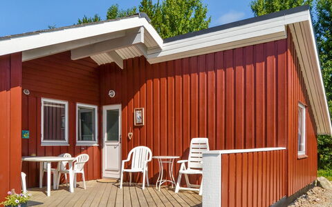 Vivan - 3.8Km from the Sea: Maison, Toit, Domicile, Chalet, Biens, Ferme, Villa, Porche, Siding