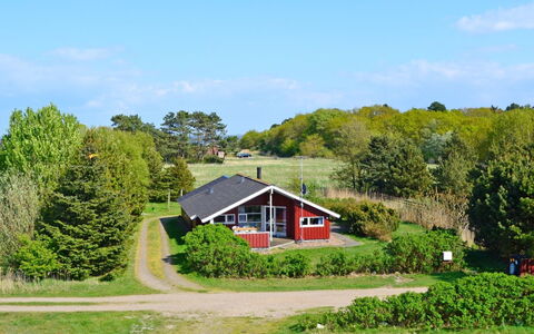 Vivan - 3.8Km from the Sea: Maison, Toit, Domicile, Chalet, Biens, Ferme, Villa, Porche, Siding