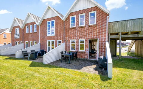 Hansia: Arbuste, Design Urbain, Couverture De Sol, Brique, Appartement, Biens, Brickwork, Balcon, Aménagement Paysager