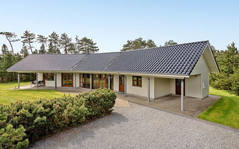 Amundi - 3.8Km from the Sea
