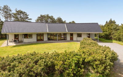 Amundi - 3.8Km from the Sea